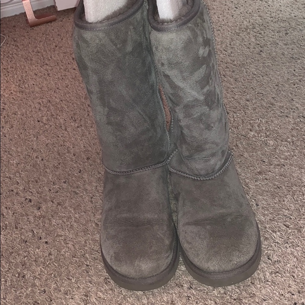 Gray tall Ugg boots